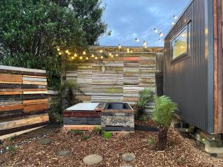 Cowshed Cabin - 2