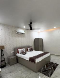 Shanta Inn - 2