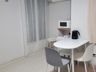 Seongnaedong 2rooms #5 minutes to Dunchon-dong Station #Dunchon Station Traditional Market #Olympic Park #Central Veterans Hospital - Seul - 3