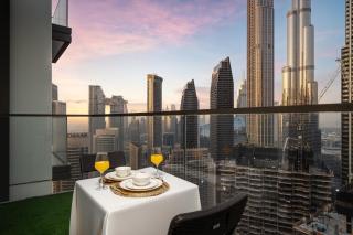 Luxury One Bedroom Apartment with Burj Khalifa View & Fountain View by Delujo Stays - 3