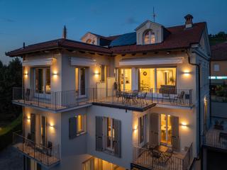Alba Palace Luxury Apartments - Alba - 0