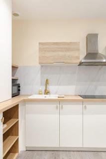 Oasis Tropicale - Appartement Cosy et Calme à 10 min de la Gare de Roanne - Roanne - 2
