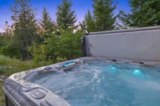 Scenic Mtn Escape - Walk to Golf Spa Outdoor Fun - 2