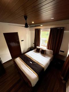 BirdScapes Kumarakom Homestay - 1