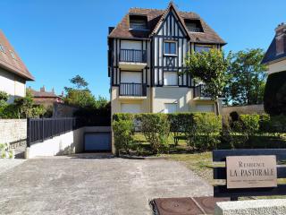 Charmant Appartement proche mer et centre, calme, 4 pers - Cabourg - 9