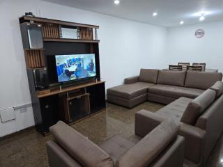 Moderno dpto en 1er piso con patio, terraza y cochera - Pachacutec - 0