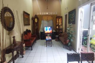 OYO 94671 Classic Guesthouse - Balikpapan - 1