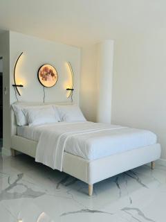 Beautiful Studio w Amazing View of Miami Skyline - Miami Beach - 7
