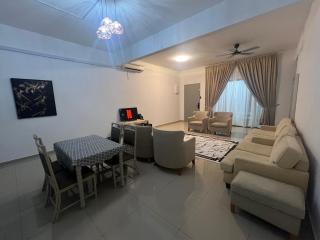 Sampoisgt Villa Homestay - Near Bangi Avenue, BACC, UKM, GMI, EVO, Bangi Gateway, KIPMall - Kajang - 8