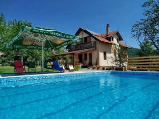 Mandić House - - 0