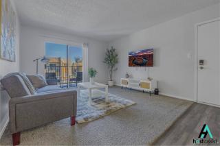 Serene 1BR Close to It All - Dobson Ranch - 5