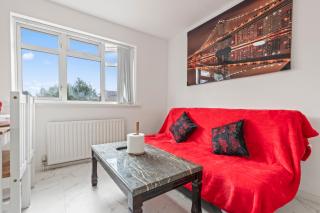 Cozy living in 3 Bedroom 5 Beds with Free Parking - Birmingham - 6