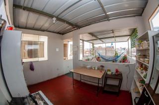 Estudiantes UTP o Voluntarios Hab vista a los Volcanes y terraza baño compartido - Arequipa - 1