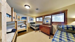 Ravensong Lodge - New Auburn - 1