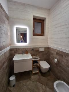 E R Suite - Cremona - 5