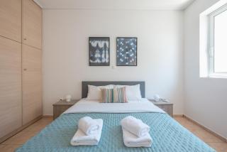 2BR Escape by Attiki Metro - 9