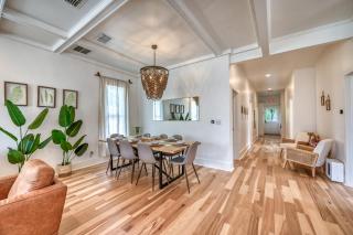 The Golden Goose - Hot Tub-Fire Pit-2 BLKS to Main - Fredericksburg - 7