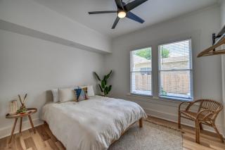The Golden Goose - Hot Tub-Fire Pit-2 BLKS to Main - Fredericksburg - 3