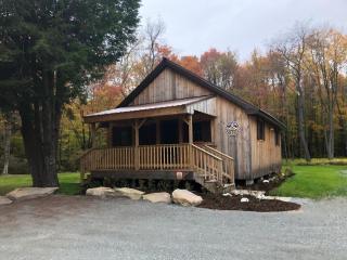 Private wooded Cottage, close to many activities! - Roscoe - 8