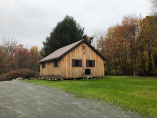 Private wooded Cottage, close to many activities! - Roscoe - 5