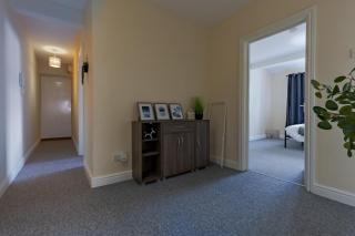 Modern Cozy 2BR Flat- Free parking- Near WBA - Birmingham - 8