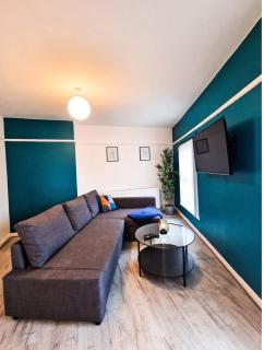 Modern & Spacious 2-BR Flat 3 in Liverpool - Liverpool - 0
