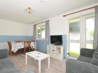 4 Rosecraddoc Lodge Holiday Bungalows - Liskeard - 6