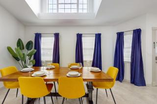 Home near the beach with private pool, inviting patio, streaming & AC - Palm Coast - 3