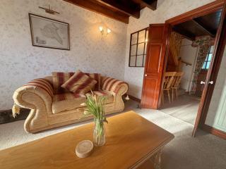 Charming Lilac Cottage, Aldbrough, East Yorkshire - Aldbrough - 2