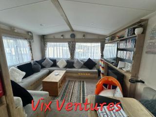 Vix Ventures, Autistim friendly, family & dog friendly caravan - Preston - 0