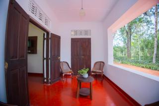 Waters Lodge - - 9