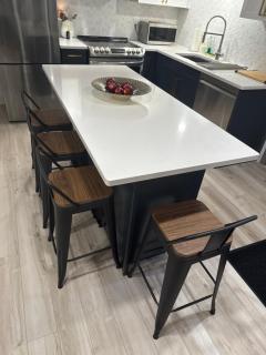 Basement Apartment in Niagara Falls with Self Check-in, Free Wifi and Parking - Niagara Falls - 3