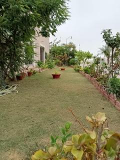 Stylish Accomodation in Bahria Town Karachi - Karachi - 0