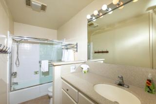 Oceanside Beach Condos - Oceanside - 7
