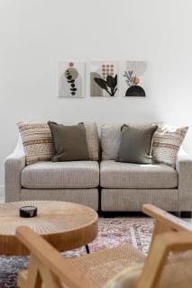 Modern Oasis Newly Listed 3B-2Ba Retreat - Palm Desert - 5