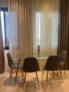 شقة فاخرة مع إطلالة مركزية بالقرب من الحرم والخدمات - 9