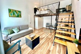 Central Premium Apartment w 2 double beds and sofabed - 9