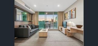 Happy BNB at Oaks Embassy - Adelaide - 4