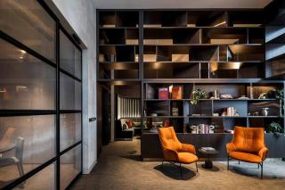 Designer Elegant CBD Retreat - Melbourne - 9