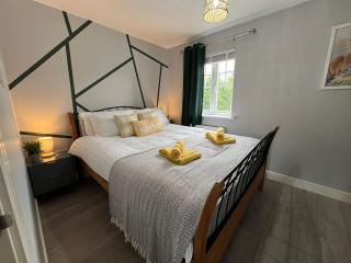 Welcoming House - Walking distance to Town Centre - Sleeps 5 - Free Parking, Self-Check-In, Fast WiFi and Smart TV by Yoko Property - Rugby - 9