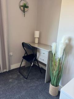 3 bedroom Falkirk flat - 5