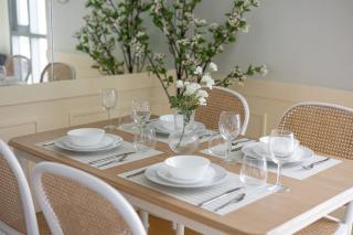 2 BR Golf View Loft Timeless Charm in Avant BGC - Manila - 3