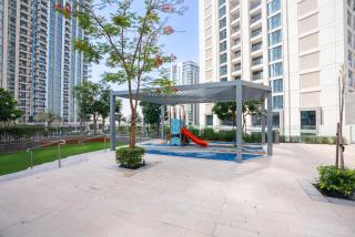 Appealing 1BR at 17 Icon Bay, Dubai Creek Harbour - 1