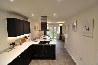 Lower Townhouse, Exeter - 4