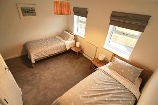 Lower Townhouse, Exeter - 5