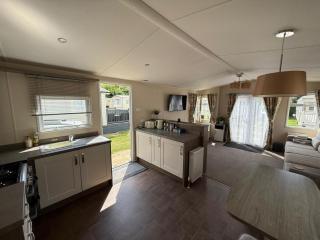 Stunning 2 Bedroom Caravan Pets go Free - Hunstanton - 6