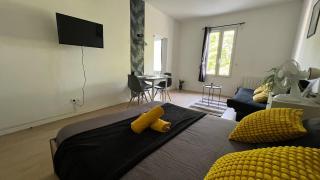 Studio Bali I spacieux avec jardin d'été I proche Futuroscope - 9