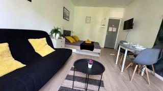 Studio Bali I spacieux avec jardin d'été I proche Futuroscope - 4