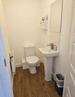Luxury Kingsize Bedroom with Private Toilet- Central Dartford - Dartford - 8