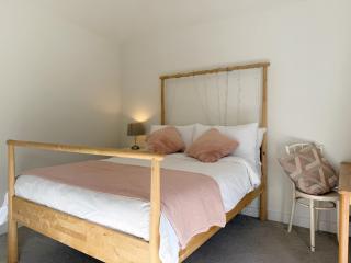 Historic Hampshire Cottage, Private Putting Green - Eversley - 7